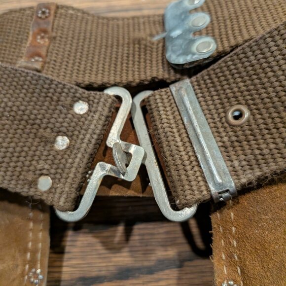Lot of (2) Vintage Heavy Cowhide and Leather Tool/Carpenter/Fence Builder Belts - Picture 10 of 10